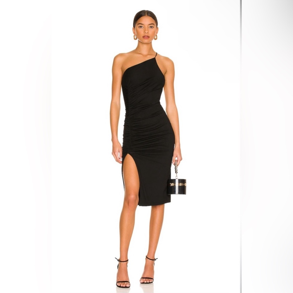 NWT - Superdown Brynn Ruched Midi Dress in
Black - Size Medium